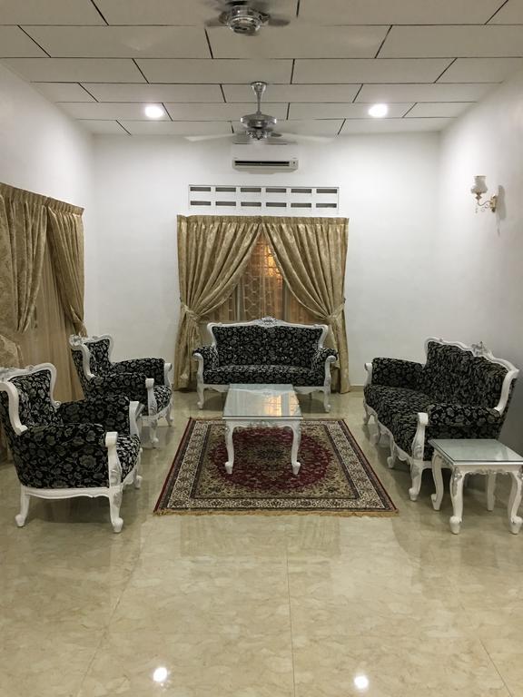 Sri Massa Homestay Batu Pahat Exteriér fotografie